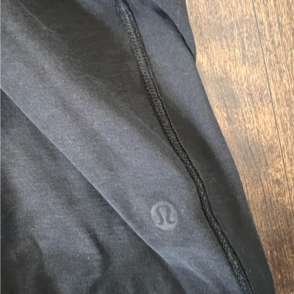 Lululemon tank black size 10 - Picture 3 of 3